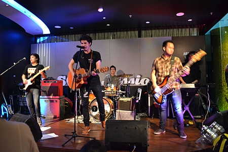 Wan Thanakit Phanitwit shows off his vocal talents at The Soul Lounge Sessions.